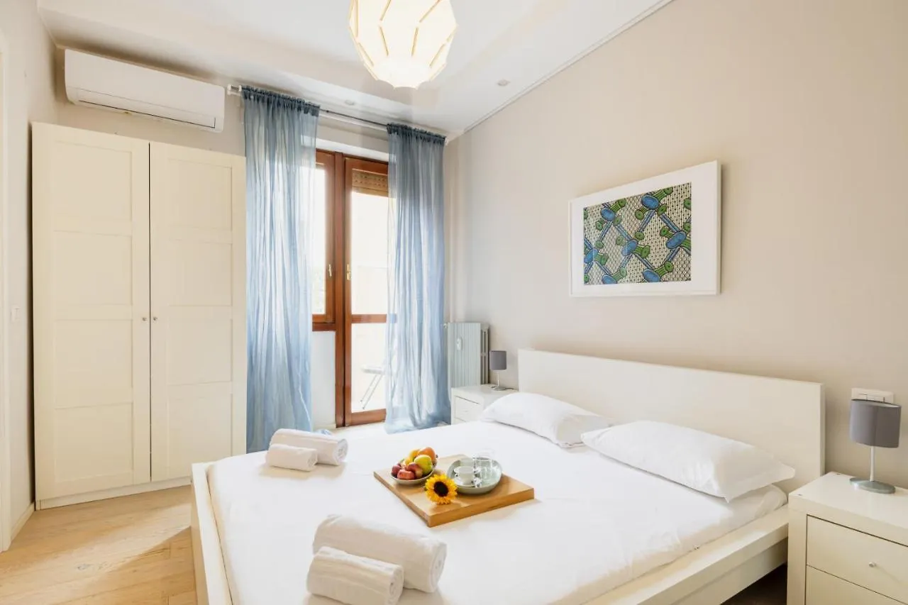 Easylife - Elegante Penthouse Sui Navigli Apartment Milan Italy