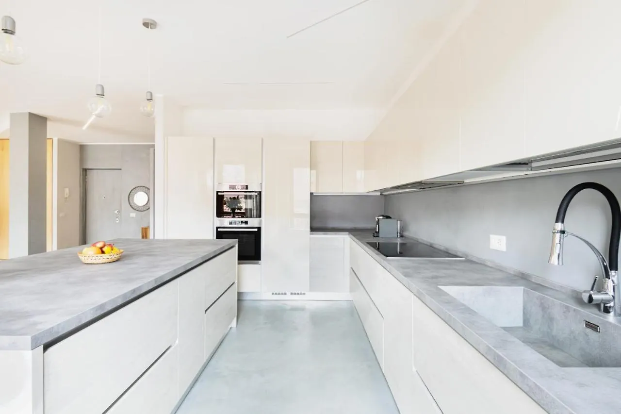 Easylife - Elegante Penthouse Sui Navigli Apartment Milan 0*,  Italy