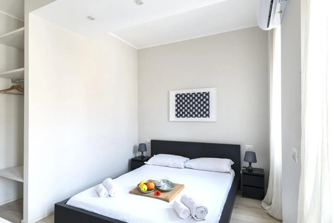 Easylife - Elegante Penthouse Sui Navigli Apartment Milan